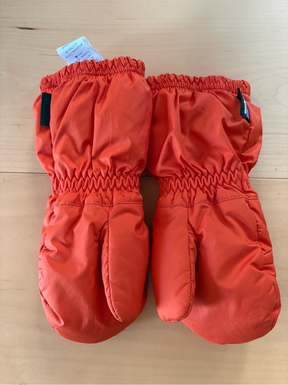 Patagonia mittens 2T-5T